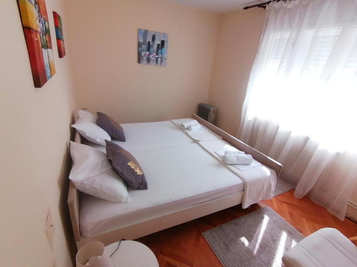 Haus Apartman Zajecar M&L Εξωτερικό φωτογραφία