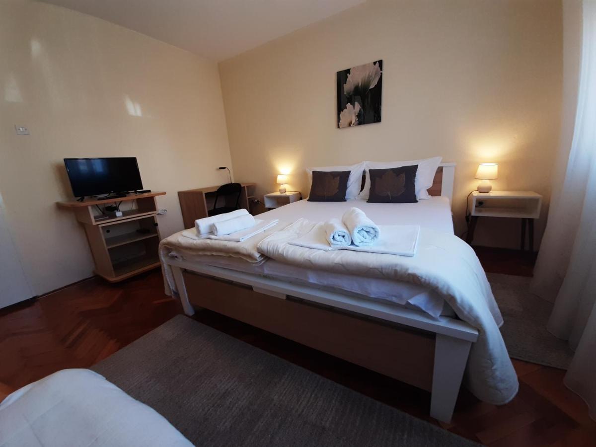 Haus Apartman Zajecar M&L Εξωτερικό φωτογραφία