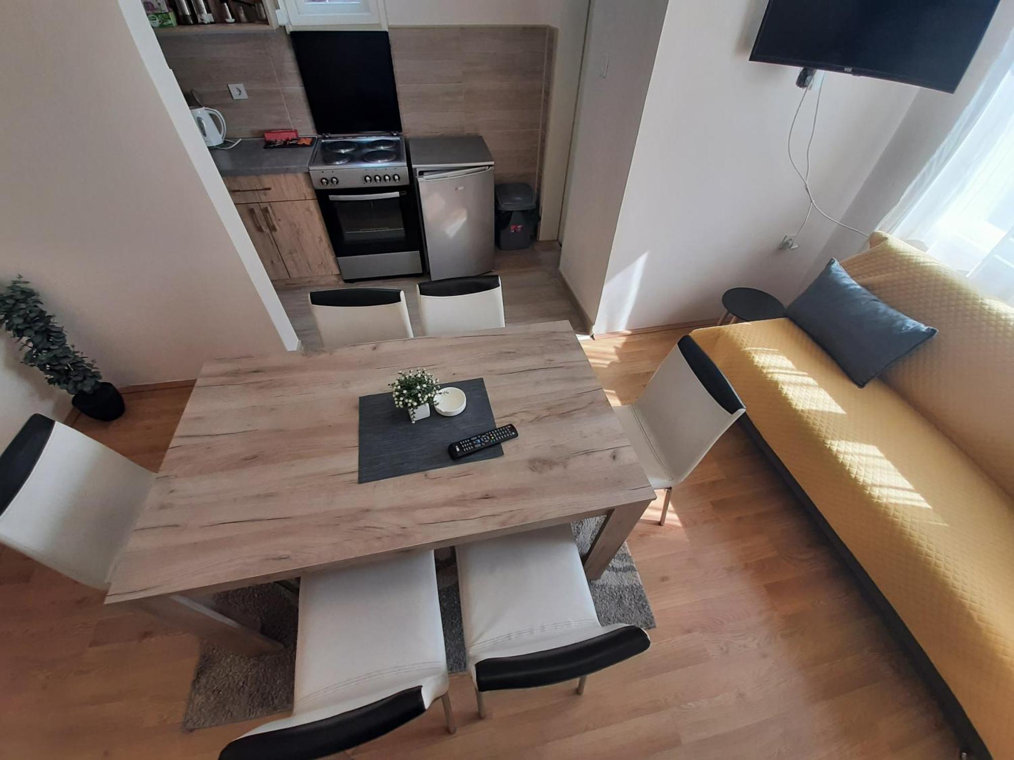 Haus Apartman Zajecar M&L Δωμάτιο φωτογραφία