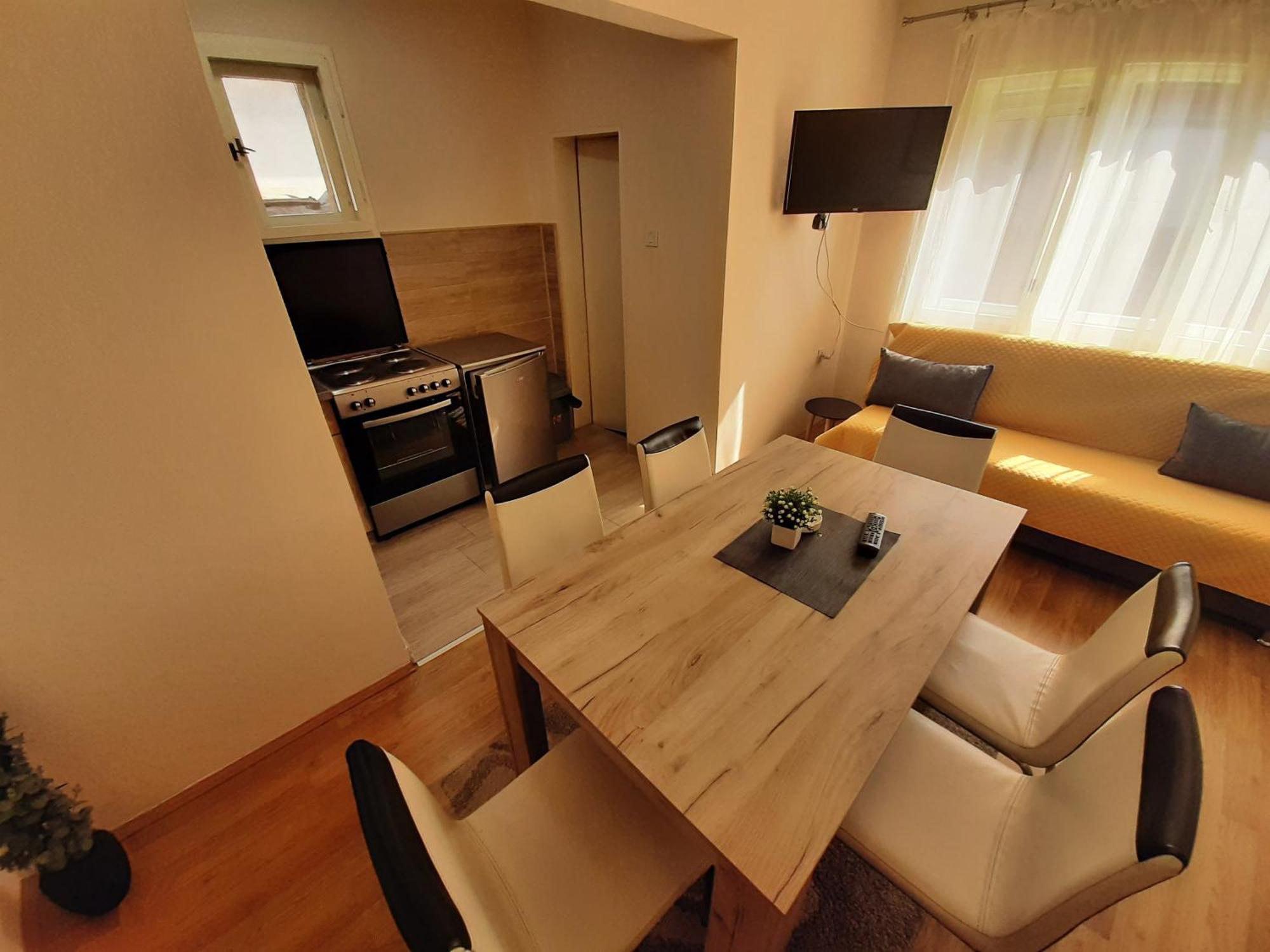 Haus Apartman Zajecar M&L Δωμάτιο φωτογραφία