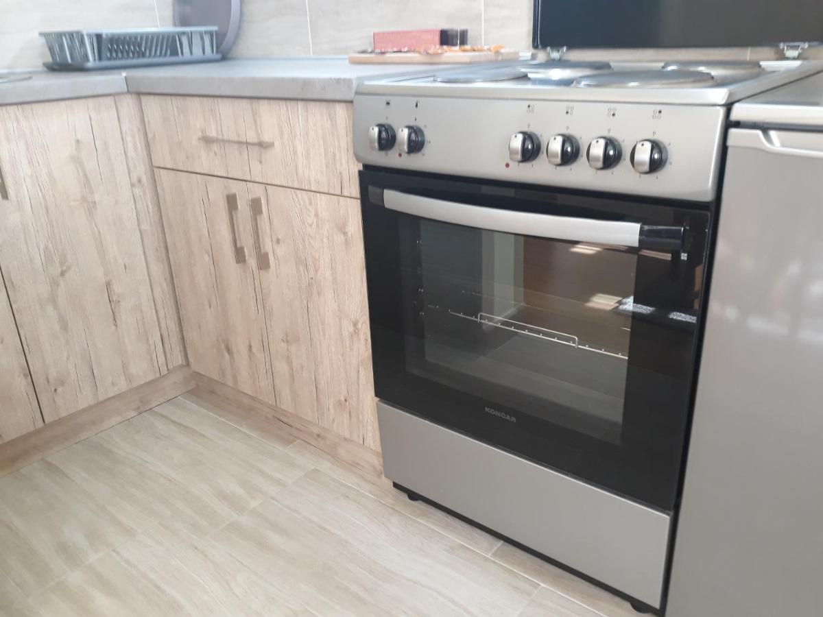 Haus Apartman Zajecar M&L Εξωτερικό φωτογραφία